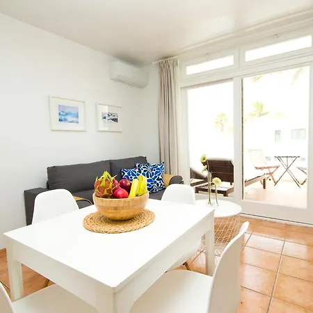 Elena - By Az Апартаменти *