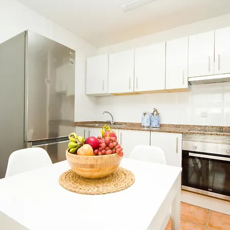 Апартаменти Elena - By Az