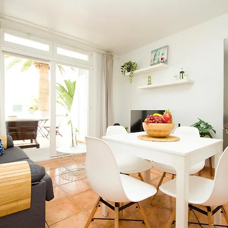 Elena - By Az شقة