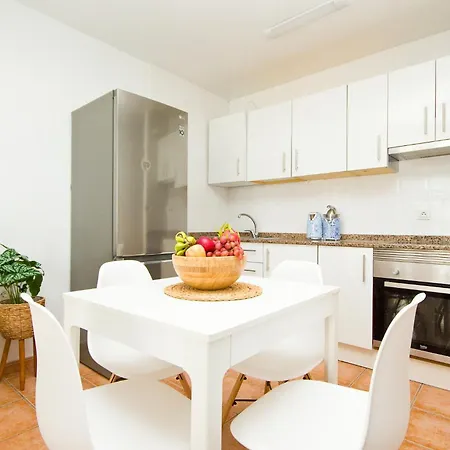 Appartement Elena - By Az *