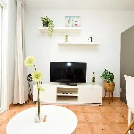 Elena - By Az Apartamento *